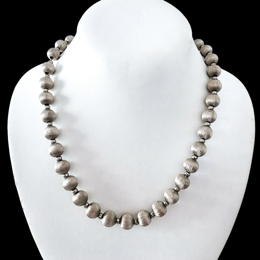 Vintage silver tone metal beads 1950s excellent condition